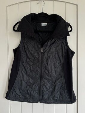 Columbia Black Quilted Fleece-Panel Women’s Vest
